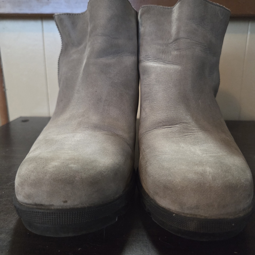 Sorel Women's Gray Ankle Boots